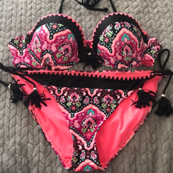 Catalina Other - Catalina Floral Bikini (Please see details)